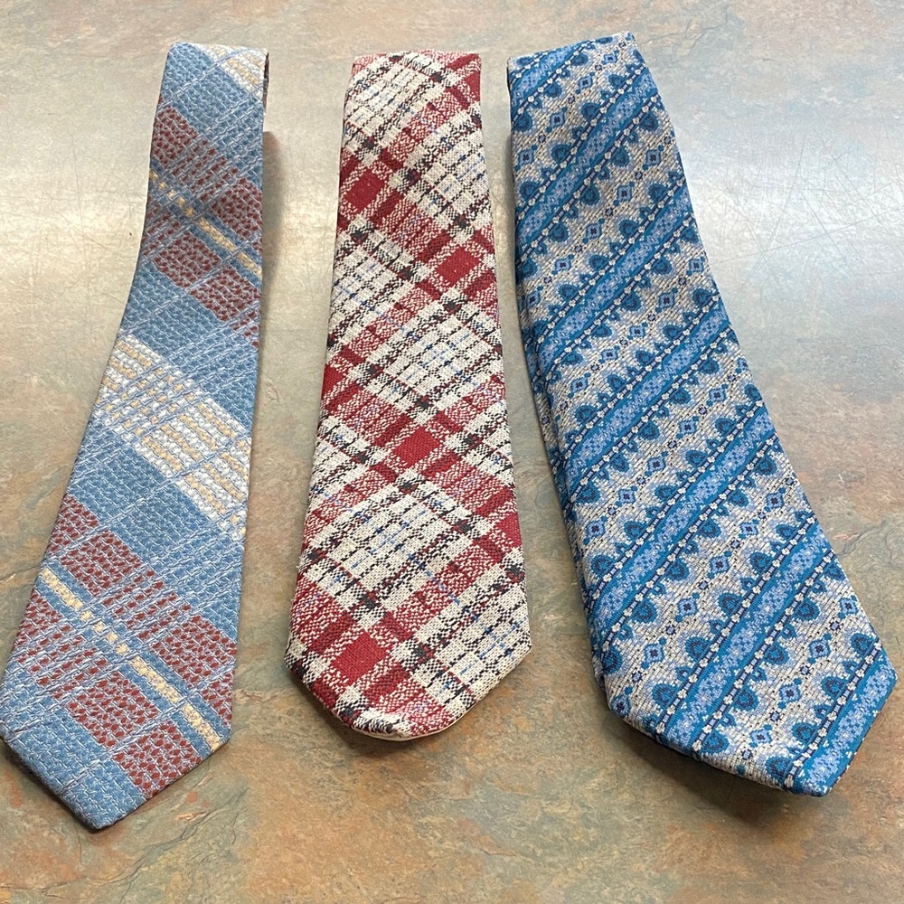 Elegant Plaid and Patterned Tie Set